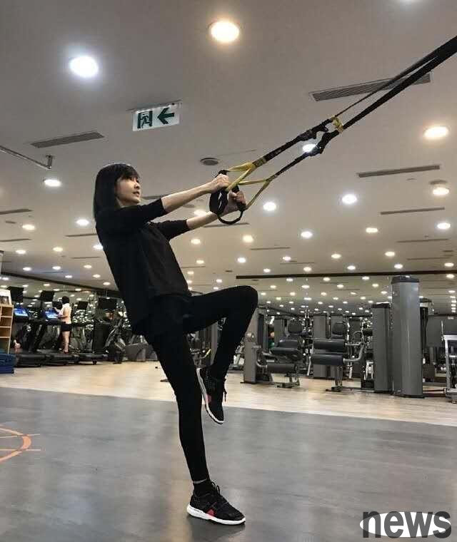▲周慧敏曾說自己很喜歡運動，只要是流行的運動都會去試試看。
<br />圖檔來源／周慧敏臉書、周慧敏主意工作室微博 